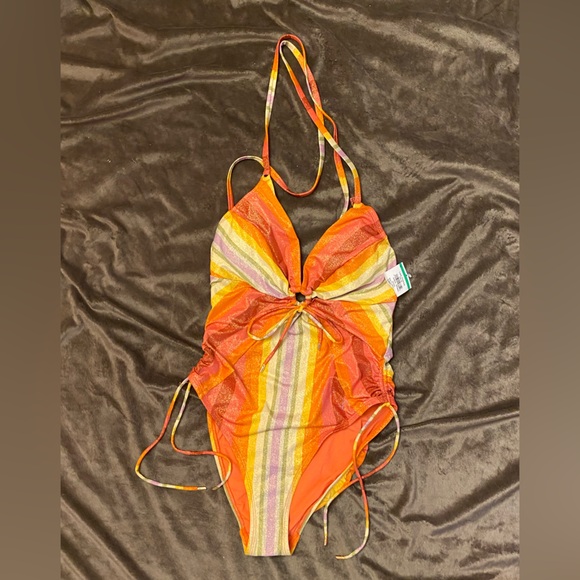 NWT Robin Piccone Greta Keyhole One-Piece size 8 - Picture 11 of 13